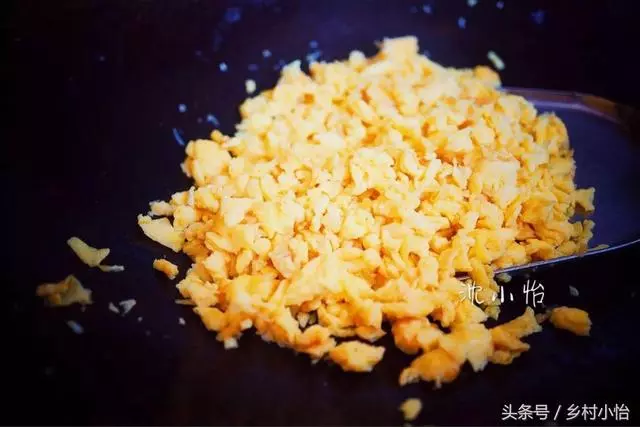 最好吃的韭菜盒子,表皮金黃酥脆、內陷清香細嫩,皮薄餡多不露餡,香的不得了!