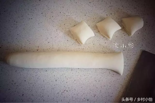 最好吃的韭菜盒子,表皮金黃酥脆、內陷清香細嫩,皮薄餡多不露餡,香的不得了!