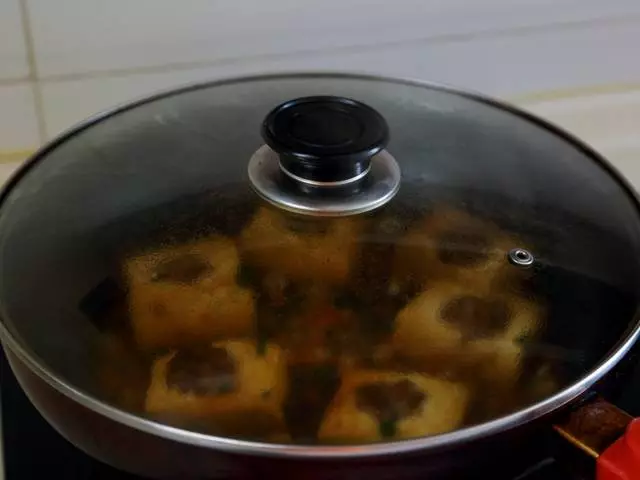 這才是豆腐的極品吃法,湯汁醇厚,鮮嫩滑潤,只要看一眼口水流!