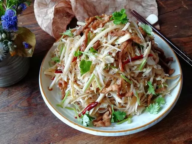 秋天吃白菜,這個做法特適合,脆嫩又開胃