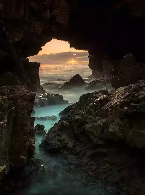 有個歐洲國家,比德國景美,比西班牙便宜,愛旅行者不得不去哦!它是....