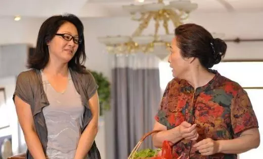 小姑子借電腦被我拒絕,隔天婆婆上門,我提兩個問題她捂著臉離開