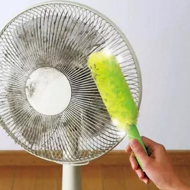 電風扇「積滿灰塵」怎麼清?教你一招,風扇一塵不染