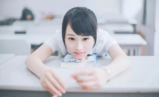 對他越怠慢,他對你就越敷衍的星座