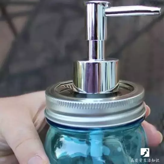 吃完腐乳的玻璃瓶別丟掉.....它的妙用是你意想不到的,很實用哦,學起來吧