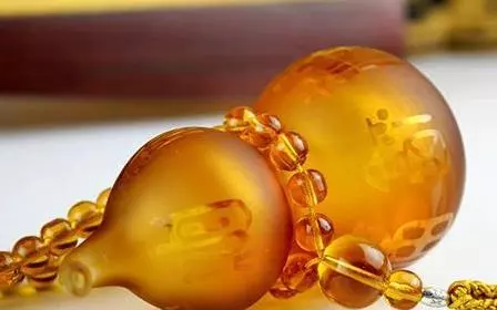 越老越富貴,50歲後長壽又多福的六大生肖~ - 讀讀