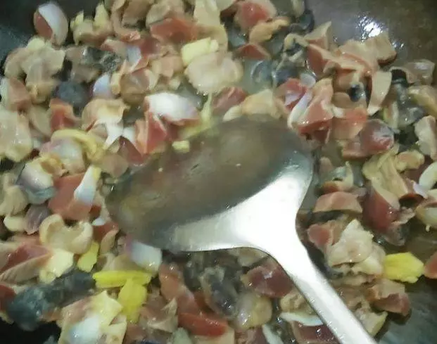 開胃又解膩的美食,我首推這道酸辣雞雜,夏日好胃口全靠~