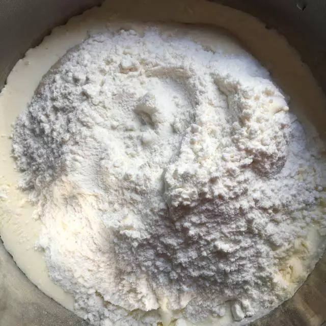 做麵食時加了點這個,做出來的麵食又軟又松,還可以手撕著吃