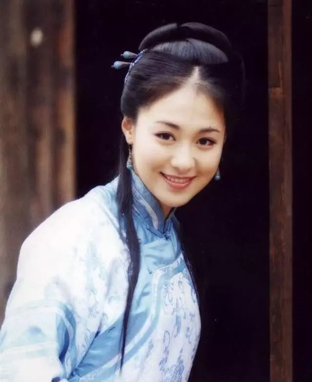 明星生完孩子「大變樣」!李小璐變美了!昆凌變老了!而她變得認不出來…