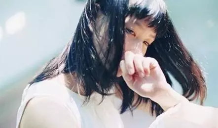我結婚三年,母親一直沒來看過我,知道原因後,我打了婆婆兩巴掌