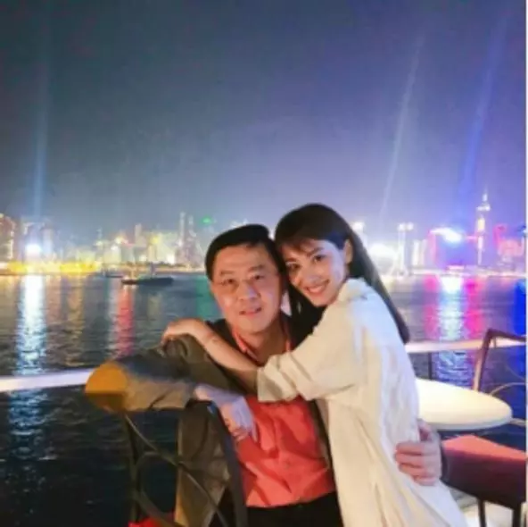 【父女戀】鄭嘉穎VS岳父! 兩人年齡相差僅僅幾歲