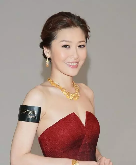 49歲鄭嘉穎:前女友和現女友對比,沒有對比就沒有傷害