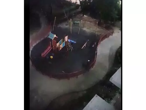 農曆七月故事特別多 醫院鞦韆蹺蹺板自行搖晃