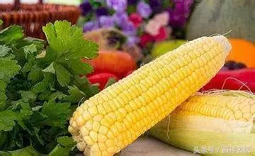 如果有這「5個癥狀」說明你的血管已經堵塞了!不容忽視,這「5種食物」快吃起來 - 讀讀