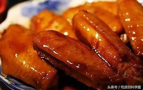 老爸做「雞翅」,不放一滴油,肉香四溢,比可樂雞翅還好吃!