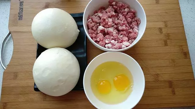 孩子想吃漢堡再不用出去買,不用烤箱,不油炸,10分鐘快速做漢堡