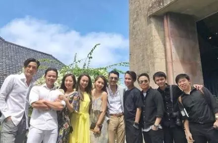 「八爺」鄭嘉穎大婚《步步》家族無人到場,比吳奇隆婚禮差太多!