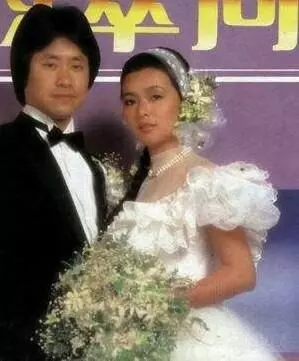 發哥為她鬧過自殺,也曾拒絕過劉德華,如今58歲看看她的樣子!