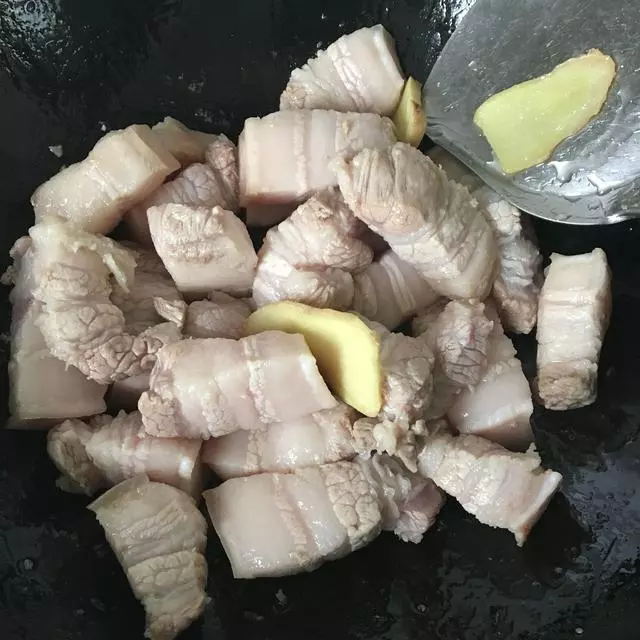 紅燒肉這樣燒,肥而不膩,香甜鬆軟,入口即化