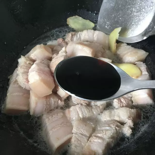 紅燒肉這樣燒,肥而不膩,香甜鬆軟,入口即化