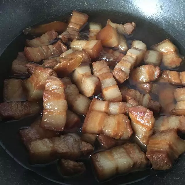 紅燒肉這樣燒,肥而不膩,香甜鬆軟,入口即化