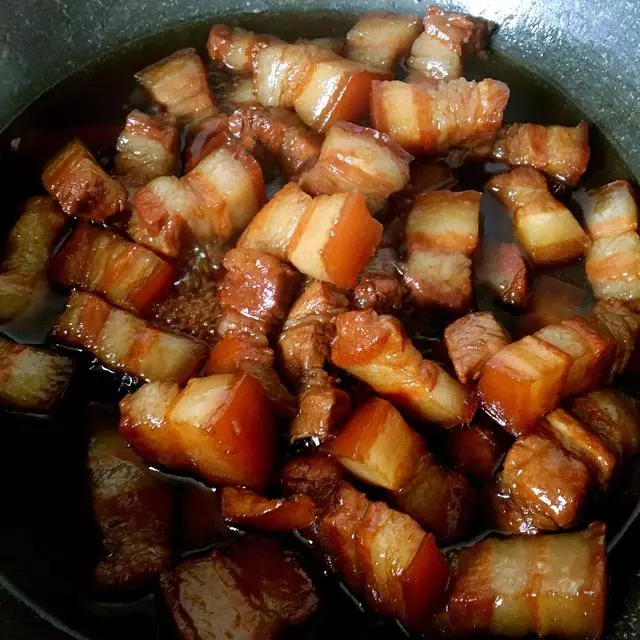 紅燒肉這樣燒,肥而不膩,香甜鬆軟,入口即化