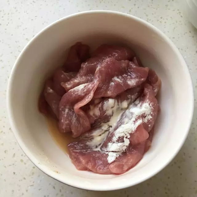 雞排豬排不用麵包糠,裹上這個炸出來又脆又香,脆皮和肉還不分離