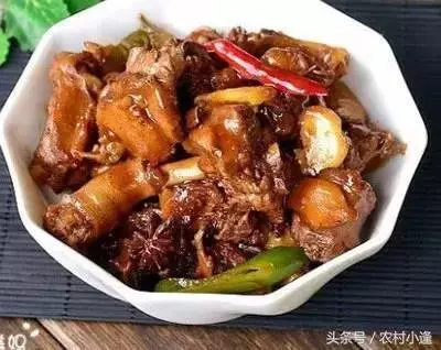 好吃還是家常菜，假如給你三碗米飯，你會選擇10道中哪一道下飯？