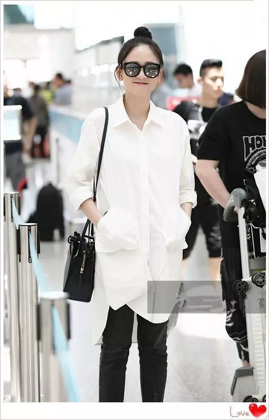 本以為39歲陳喬恩保養的夠嫩的了,可看到42歲范瑋琪,我沉默了!