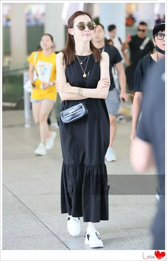 本以為39歲陳喬恩保養的夠嫩的了,可看到42歲范瑋琪,我沉默了!
