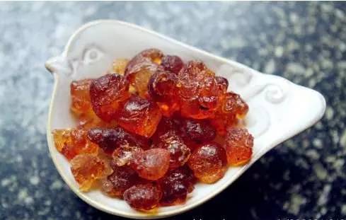 介紹桃膠要怎麼清洗乾淨雜質,桃膠怎麼做好吃的! - 生活小百科