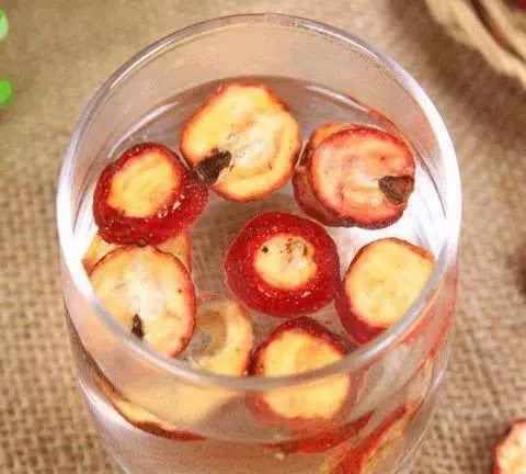 女人不想早衰,這些食物要多吃,滋養卵巢,人也越來越年輕