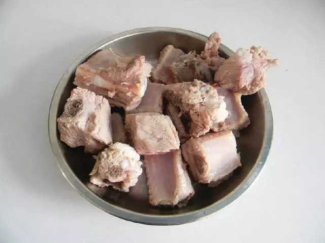 愛吃肉、怎麼能不試試這道香炸小排,做法簡單外焦里嫩,香而不膩