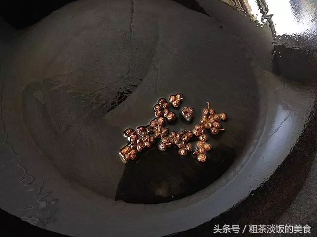 原來炒土豆絲，飯店大廚是這樣放的醋，難怪那麼好吃！