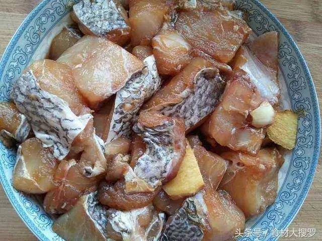 教大家做紅燒魚塊~如何煮到魚肉質細嫩,好吃?快學起來