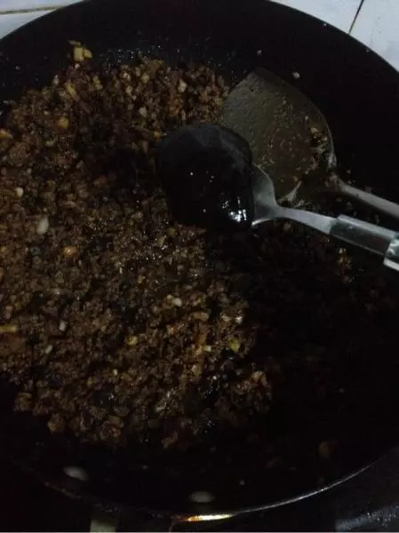 教你自製香菇醬配方,鮮香爽口,老公說比老乾媽好吃,做一回吃三天