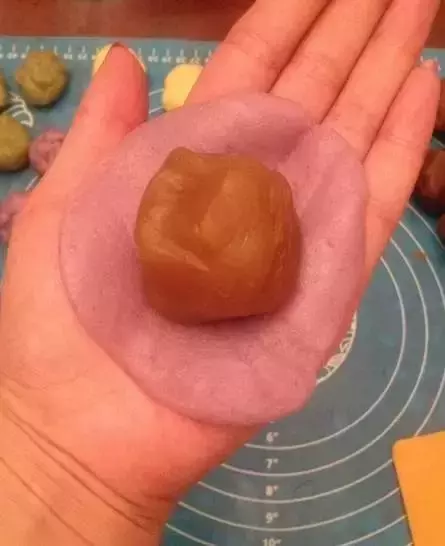 冰皮月餅的做法!收藏的中秋做!