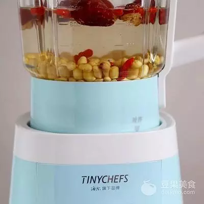 紅棗枸杞豆漿的做法!紅棗的功效對女人而言補氣養血真的離不開它
