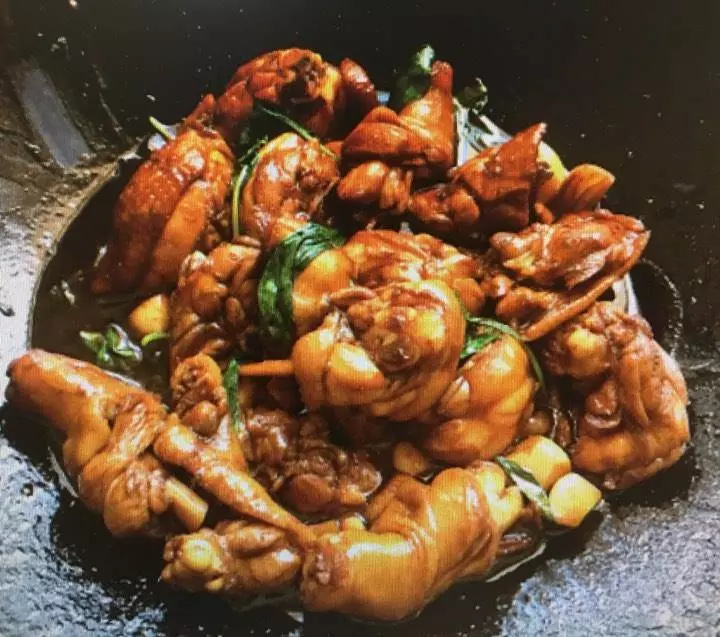 Wok Style Three Cup Chicken 三杯雞食譜