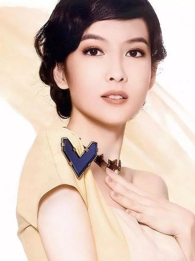 曾經第一代玉女掌門,遭遇婚姻不幸,網友直呼:美少女