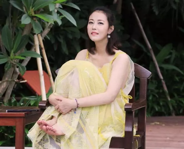 曾經第一代玉女掌門,遭遇婚姻不幸,網友直呼:美少女