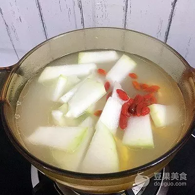 冬瓜玉米排骨湯的做法