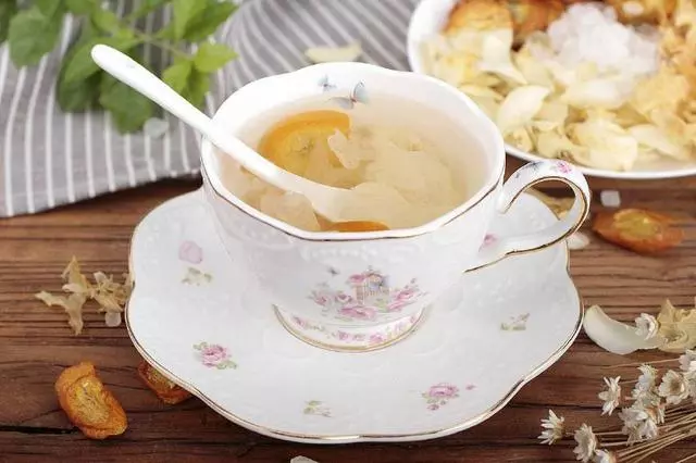 尿酸高了別慌張!常吃這幾樣食物,「攔住」痛風,尿酸輕鬆降!