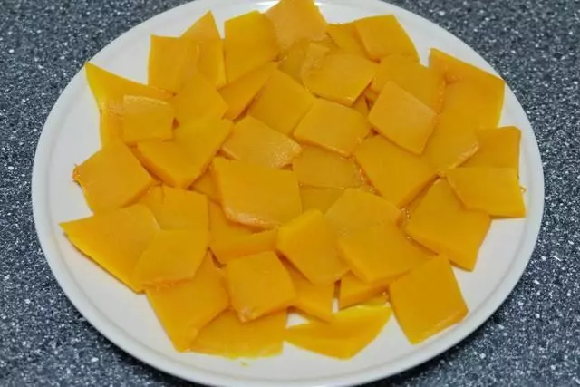 不用發酵不用揉面,這款小點心黏糯可口、甜而不膩,做法超簡單!