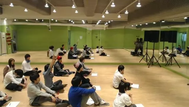 想成為第二個防彈少年團的他們,卻被懷疑抄襲SEVENTEEN?