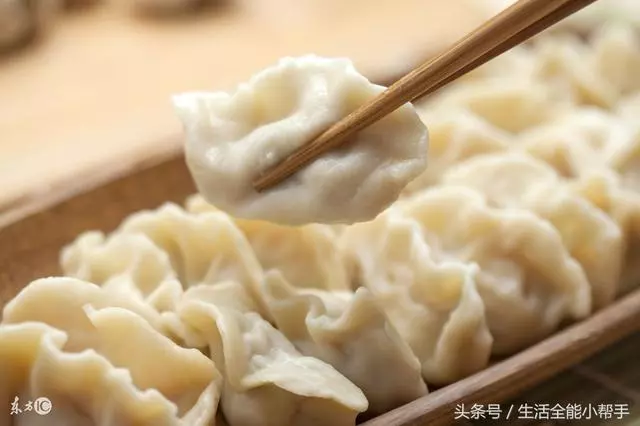 鹽的10個用處,醋的10種妙用,牙膏10個用途,太實用了,快收藏