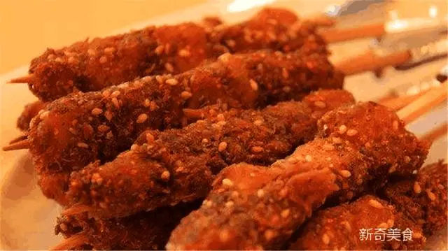 這些食物還是少吃為好,不僅浪費錢,還損傷身體,越吃越後悔