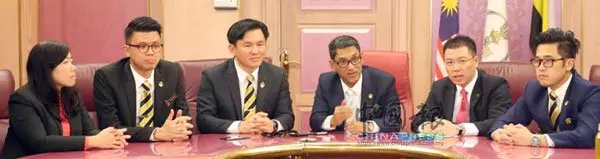 霹大臣宣布2好消息 發放永久地契‧撥款給獨中