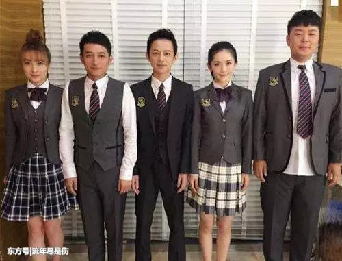 《快樂大本營》一成員去世,何炅悲痛悼念,網友:太矯情!