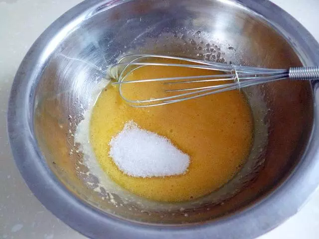 零失敗的電飯鍋蛋糕教程,好吃不上火,吃過一次的還想做著吃